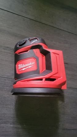 Milwaukee M18 Random Orbit Sander