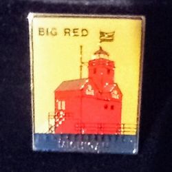 Big Red Lighthouse Michigan travel souvenir Vintage Collectible Lapel Pin