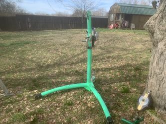 Sala confined space tripod stand and lowering winch