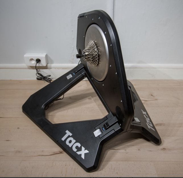 Tacx Neo smart trainer (tacx Neo 1)