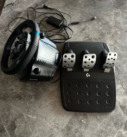 Logitech G923 Racing Wheel