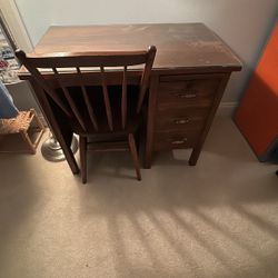 2X4 Wooden Desk With Chair/Glass Top