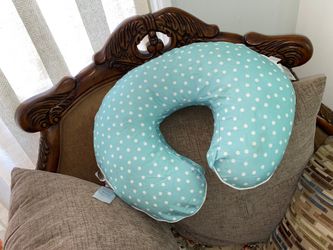 Nursing pillow