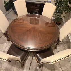 Round Dining Table With 6 Chairs 
