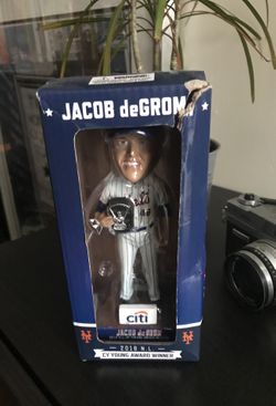 Degrom booble head