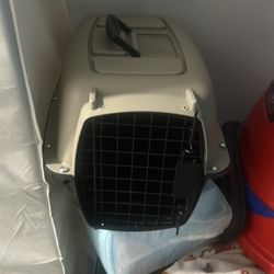 Small pet crate