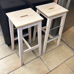 bar stool