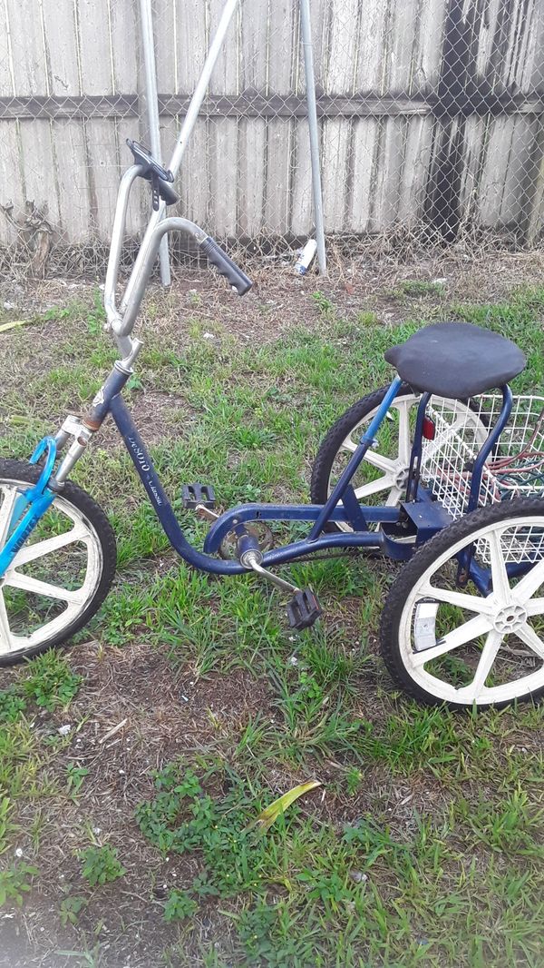 Desoto Classic trailmate 3wheel bike rides great three good tires for