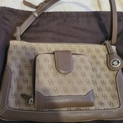 Used Dooney&Bourke Purse and Wallet