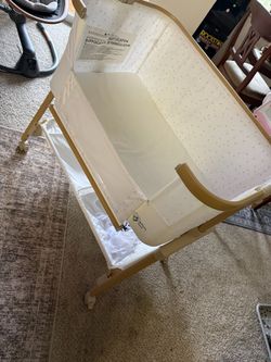 Motherly Haven Baby bassinet