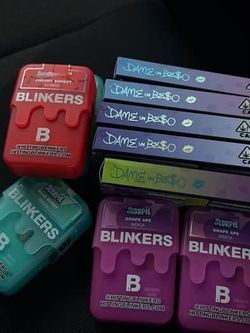 Blinkers or besos