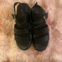 Thick Black Wild Fable Sandal’s