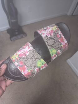 Gucci slippers knock offs 30$