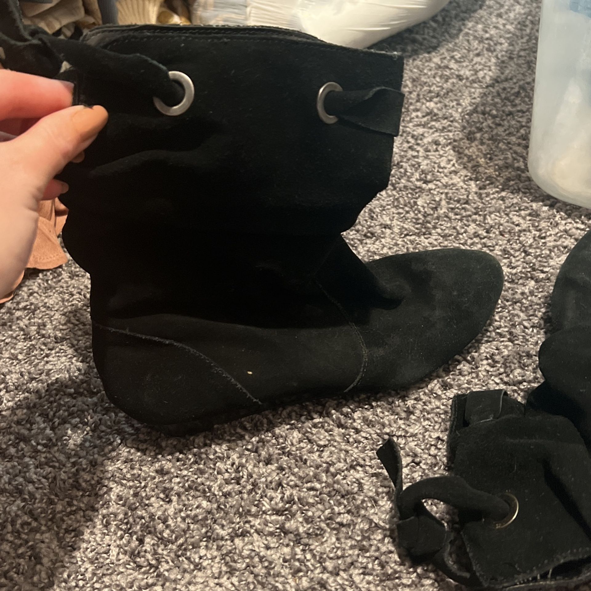 Black Boots