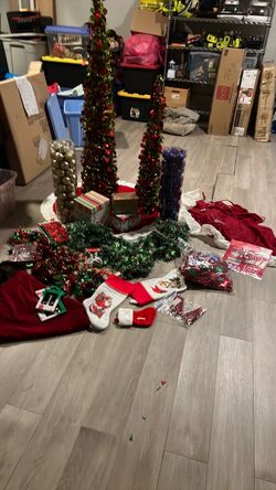 Christmas Decoration Bundle – Trees, Stockings & More