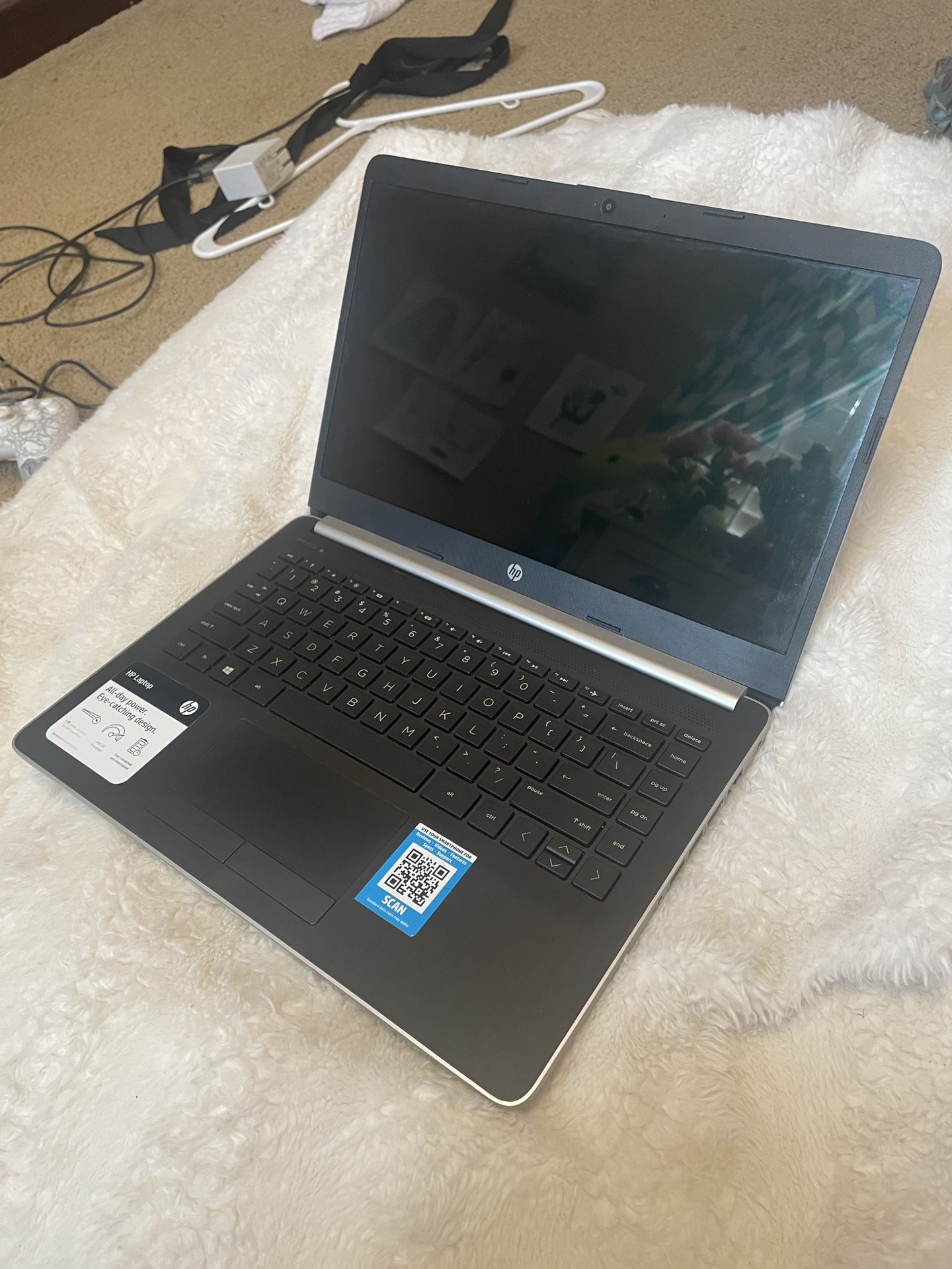 HP LAPTOP (With Charger) !FREE SHIPPING!