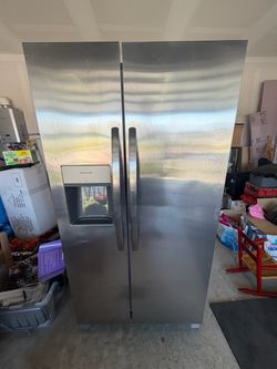 Frigidaire fridge for sale