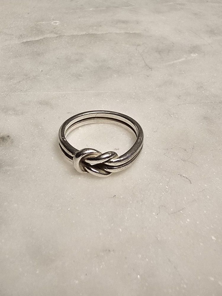 Retired James Avery Sterling Lovers' Knot, Size 8