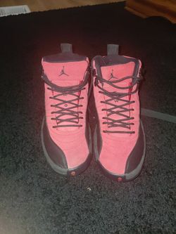 Air Jordan 12s 8.5 $40