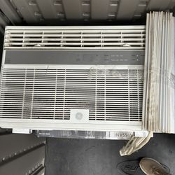 GE 8000 BTU Air Conditioner 