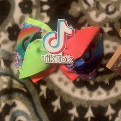 Moño Echo A Mano Tik Tok