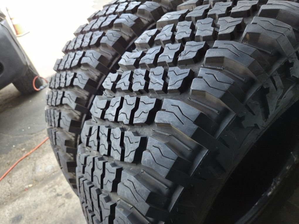 Only 2 used tires Lt37x12.50r20 Kanati Overland RTX $200.00 for both