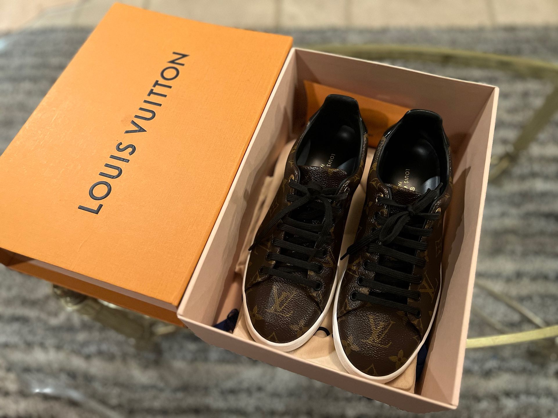 Original Louis Vuitton Bag and Sneaker