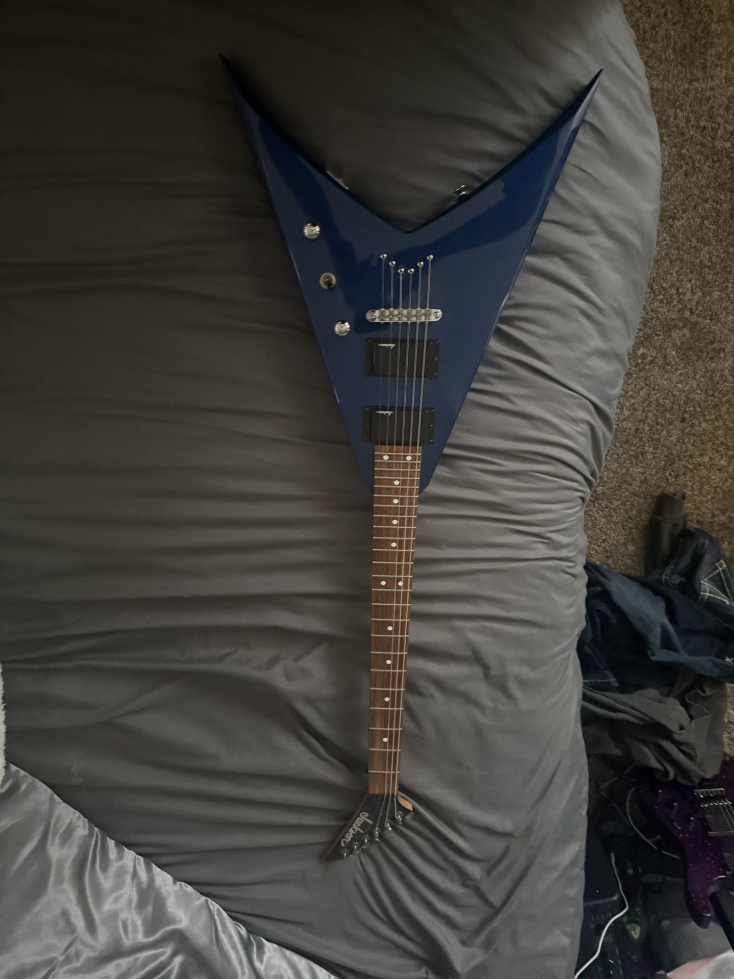 Jackson Flying V