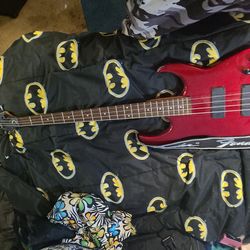 Dean bass guitar and Amp