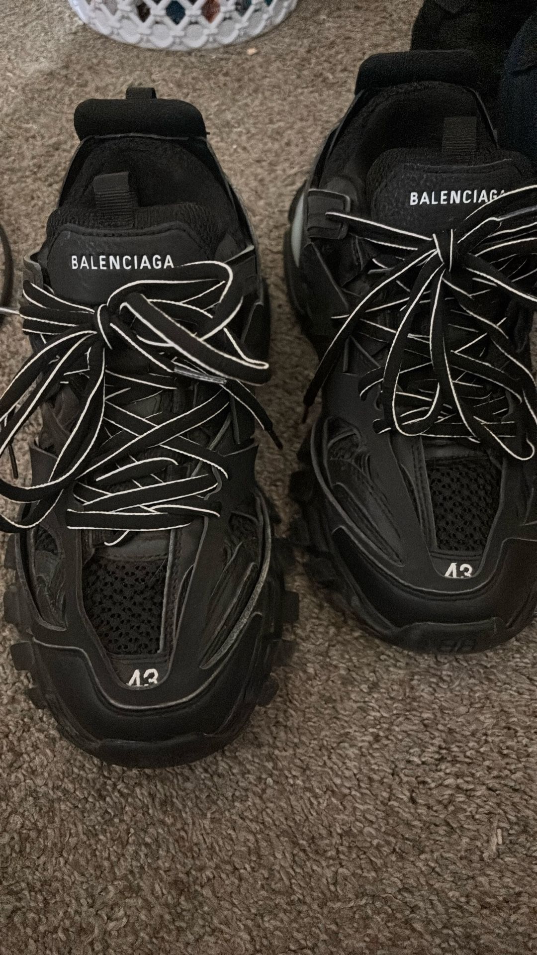 Led Balenciaga Tracks