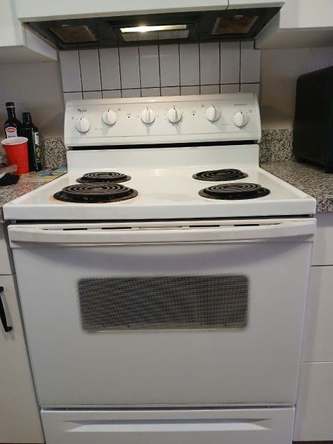 Whirlpool ELECTRIC stove