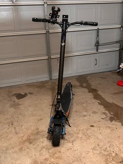 Electric Scooter Varla Pegasus 30mph