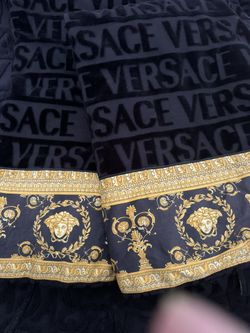 2 Versace Towels