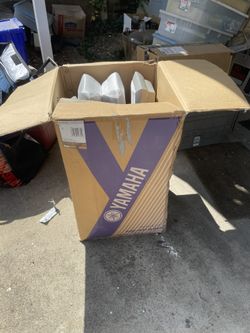 Yamaha Speakers π fresh!