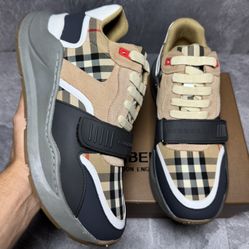 Burberry Ramsey Vintage Check Suede Leather 
