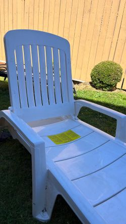 Lawn sun bed
