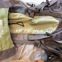 North face W Terra 40 Back Pack 