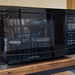 Insignia Black Microwave