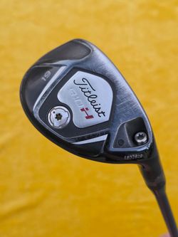 Titleist 910H Hybrid utility club