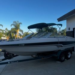 1998 Reniell Bow rider