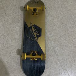 Skateboard 