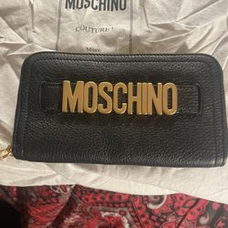 New Moschino Wallet 