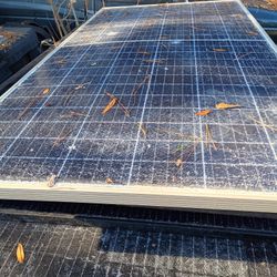 34 Cracked Glass Solar Panels