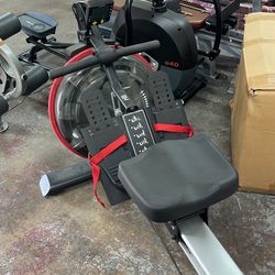 Life Fitness Rower Machine 