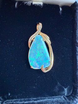 Australian Opal Gemstone