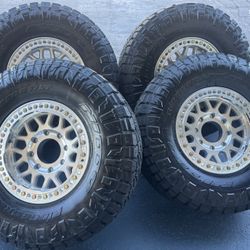 Kmc 235 Beadlock 17x8.5 8x165 - 8x170 - 8x180 With Nitto Ridge Grappler 35x12.50R17 Tires🔥🔥🔥🔥