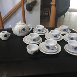 Flower Tea Set  26 Pieces