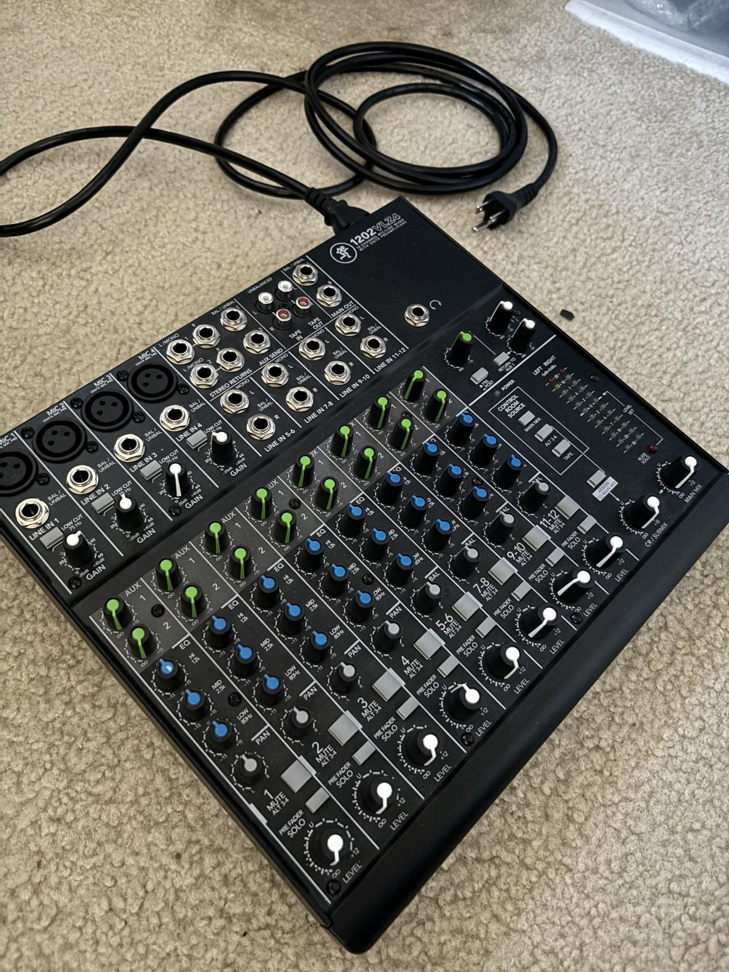 Mackie 1202 VLZ4 12 Channel Compact Mixer