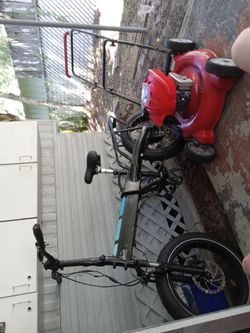 An electric five hundred watt Troy built one hundred and ninety six c c