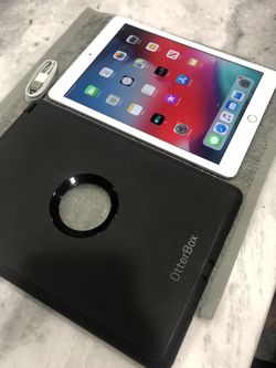 APPLE IPAD A1566 AIR 2 16GB/WIFI ONLY/OTTERBOX CASE ALL MINT CONDITION